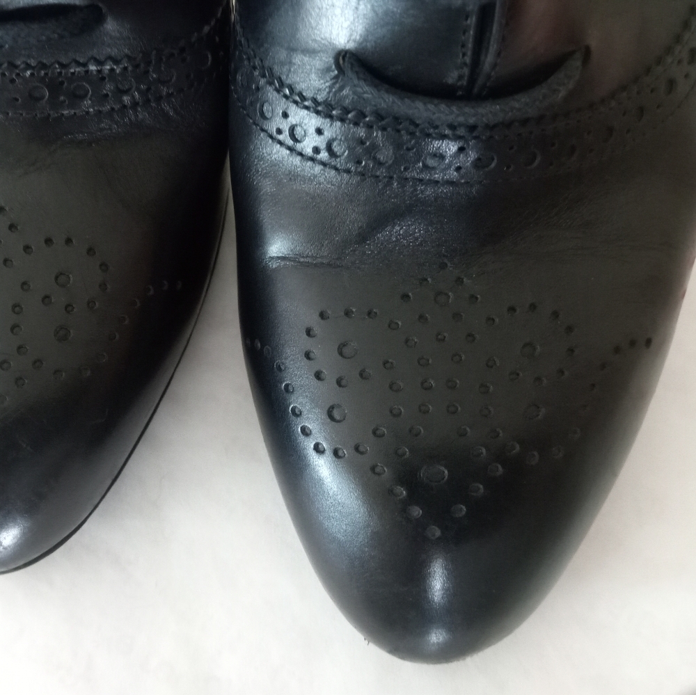 Ralph Lauren Purple Label Black Heels Oxford Booties 7 - Picture 8 of 9